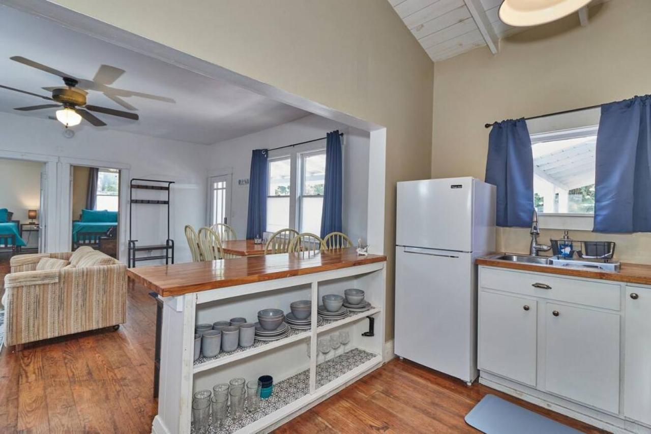 Seminole Heights Original Bungalow Rare Beauty Holiday home Tampa